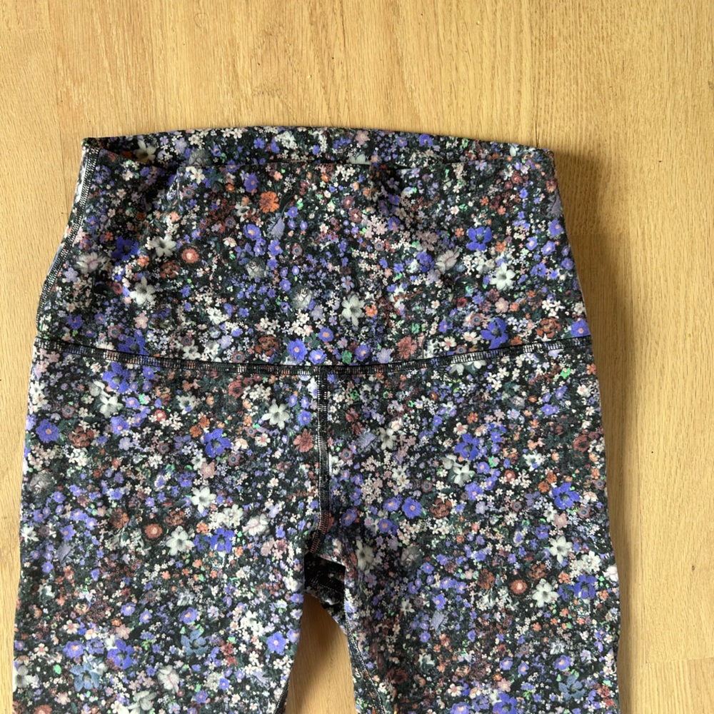 Lululemon floral align pant size 6